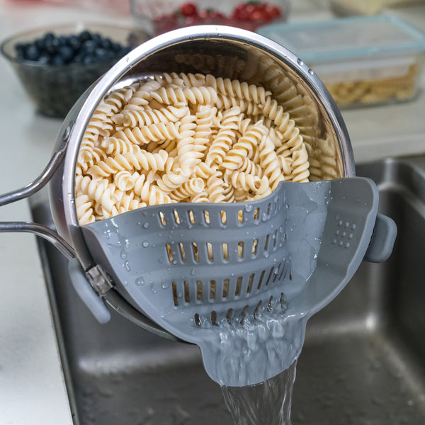 1pc Clip On Strainer for All Pots and Pans | Plastic Pasta Strainer Clip on Food Strainer for Meat Vegetables Fruit Kitchen Colander by ABERZEY