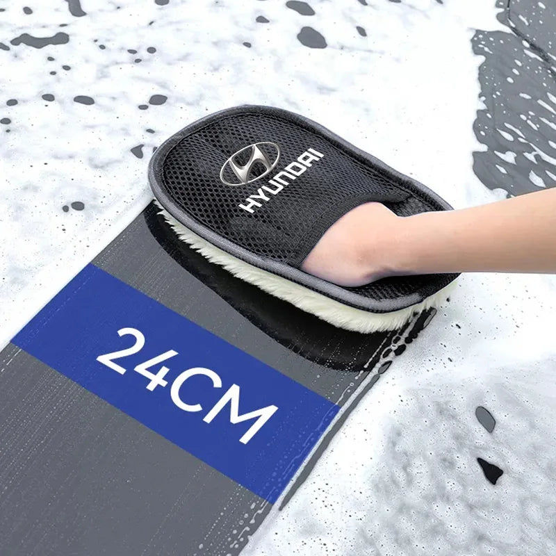 1Pcs Car Wash Glove Wool Soft Cleaning Brush Tools For Hyundai IONIQ Sonata Elantra Grandeur i20 i10 SantaFe i30 Palisade Bayon
