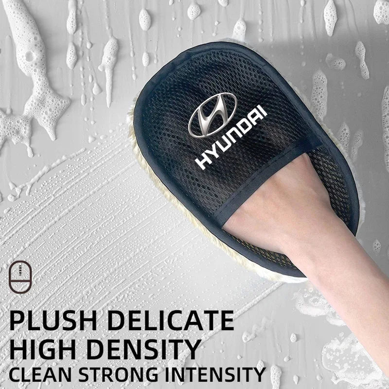 1Pcs Car Wash Glove Wool Soft Cleaning Brush Tools For Hyundai IONIQ Sonata Elantra Grandeur i20 i10 SantaFe i30 Palisade Bayon